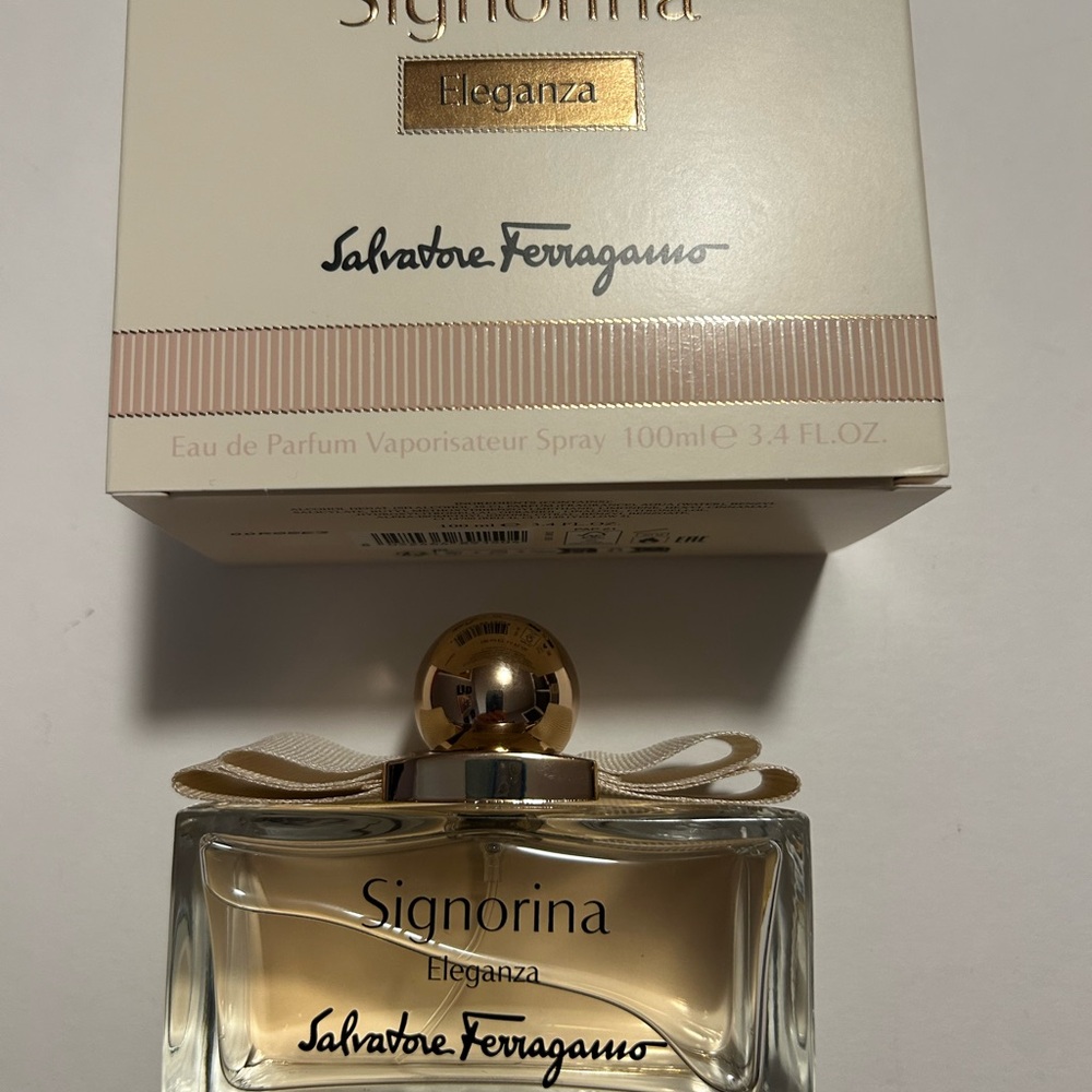 Signorina Eleganza Salvatore Ferragamo 100ml/3.4 fl oz w box excellent - Picture 2 of 12